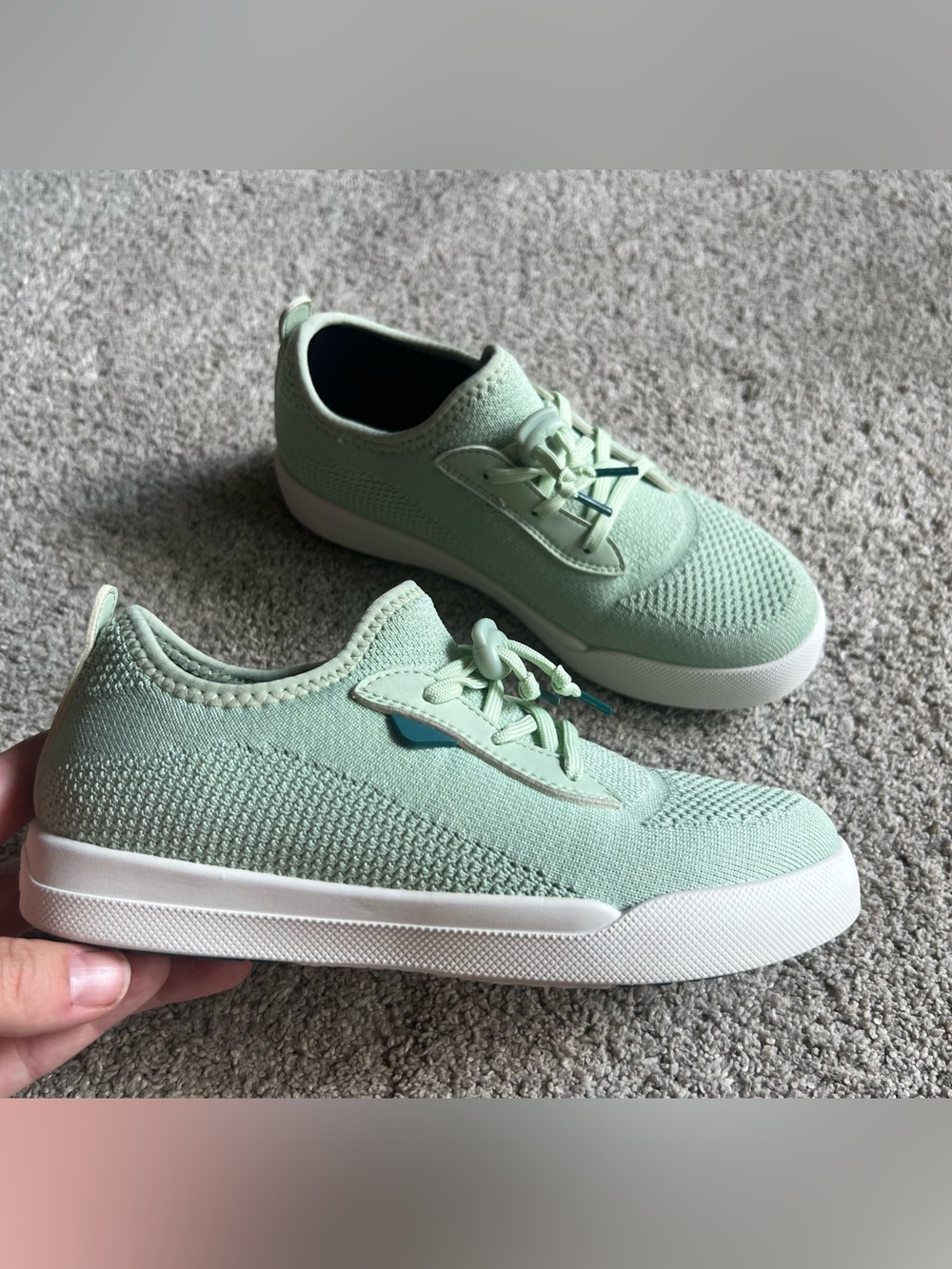 Vessi Kids Size J3 Seafoam ‘Weekend Sneaker’ Waterproof Sneakers Boy Girls